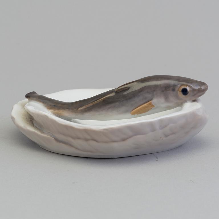 A porcelain tray, Royal Copenhagen, early 20th century.