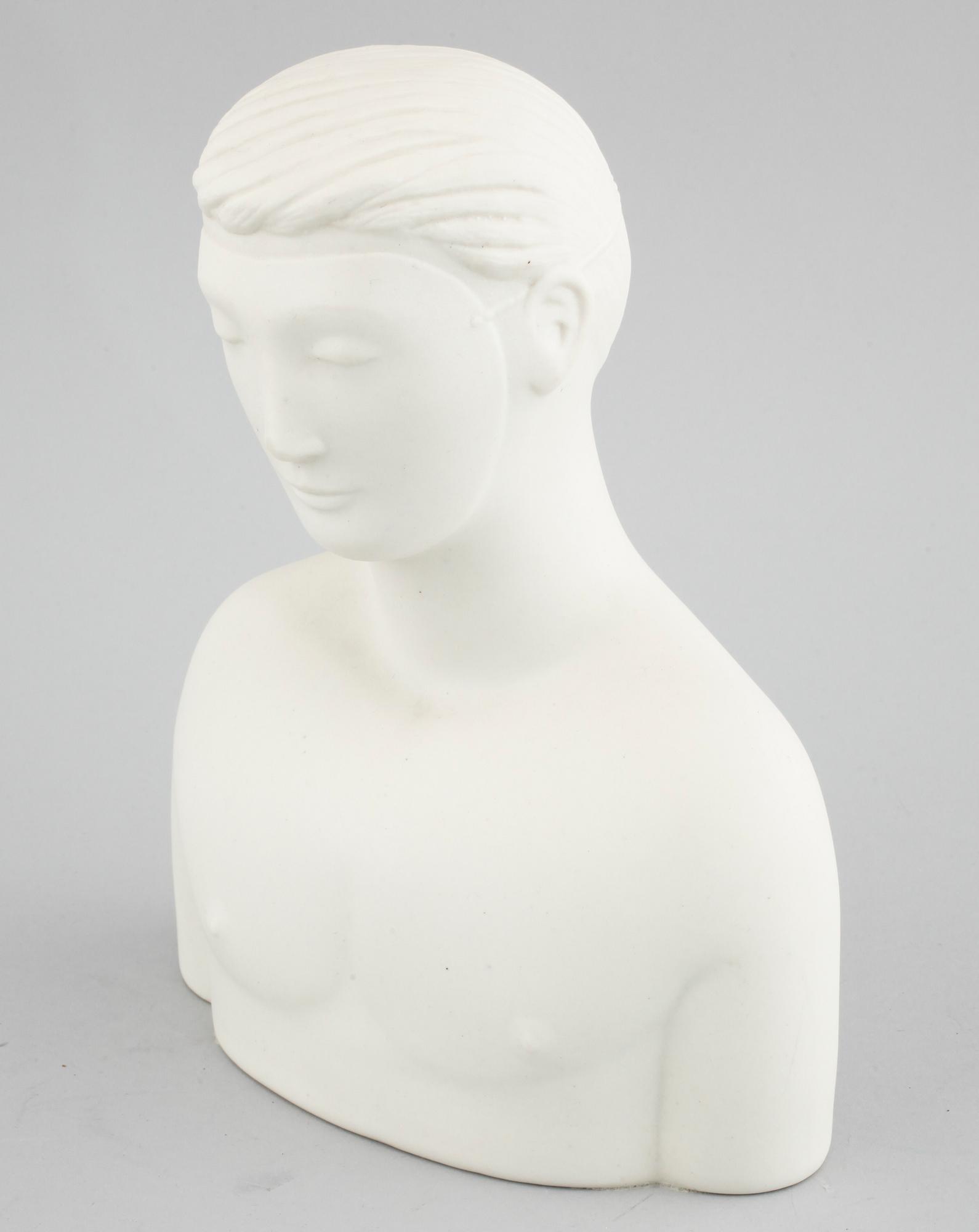 STIG LINDBERG figurin i parian, "Mannen med masken", Gustavsberg, modellen formgiven 1944.