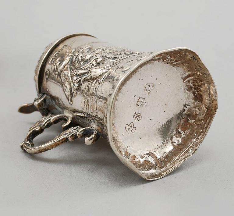 PARTI SILVER, 7 delar, bl a England, 1800-talets andra hälft och 1900-tal, vikt ca 290 g.