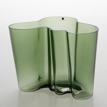 ALVAR AALTO, MALJAKKO, lasia, "Savoy" 3030, 50-vuotis juhlamaljakko, signeerattu A. Aalto 1936-1986 Iittala 1324/8000.