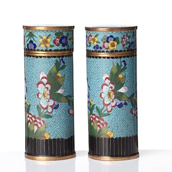 A set of two cloisonné boxes with cover, Qing dynastin 19th Century.