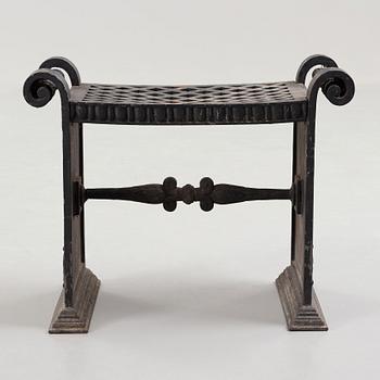 Folke Bensow, A Folke Bensow Swedish Grace cast iron stool, model 'Taburett Nr 1', Näfveqvarn, Sweden circa 1925.