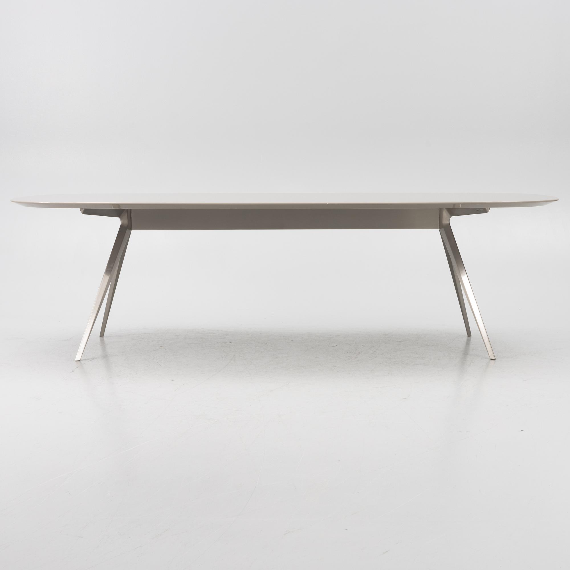 Antonio Citterio, dining table "Zefiro", Flexform, Italy, contemporary.