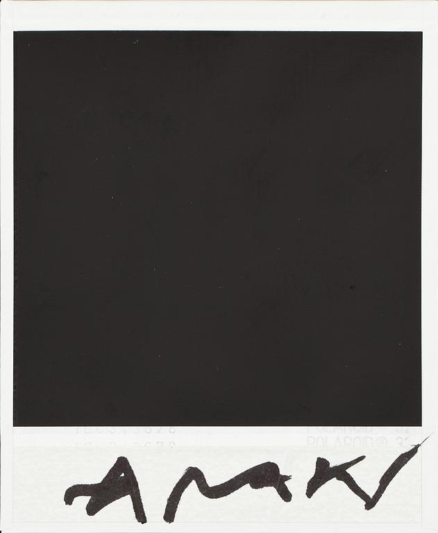 NOBUYOSHI ARAKI, polaroid, sign a tergo.