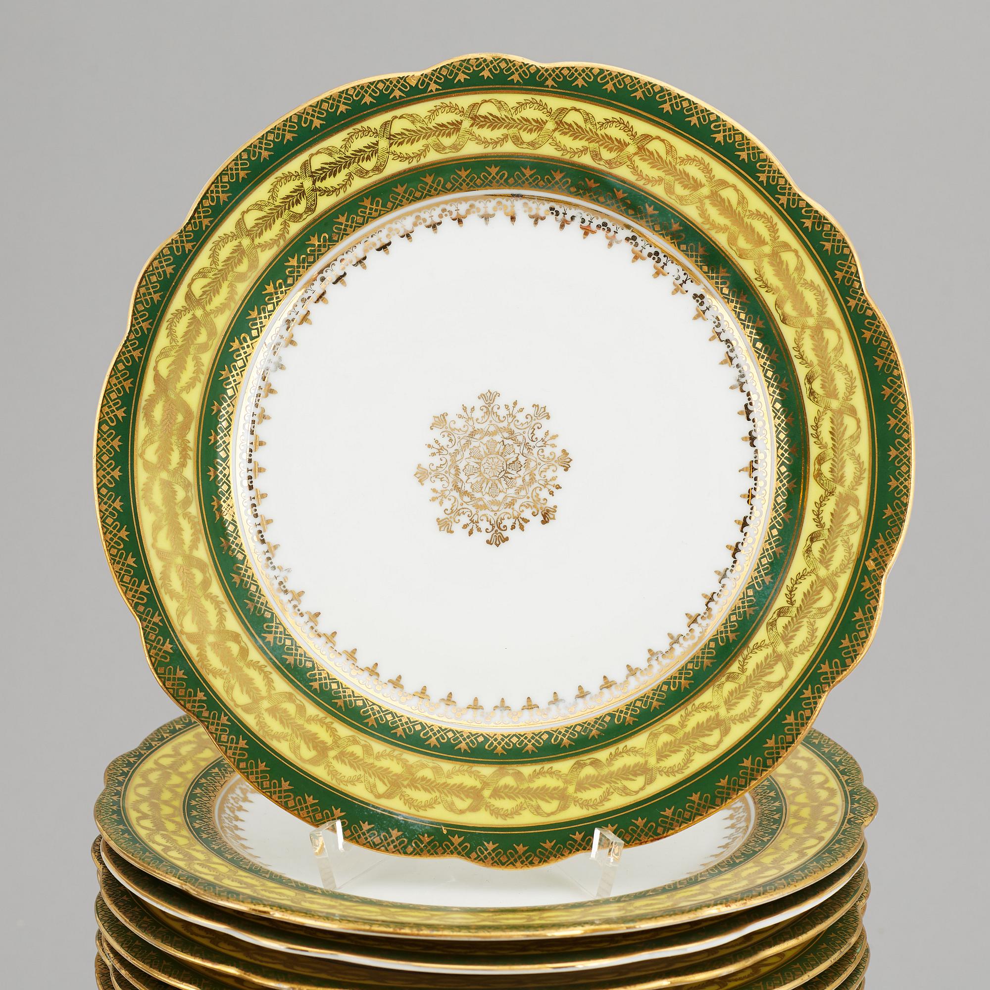 DESSERTSERVIS, 49 delar, porslin. Okänd formgivare, 1900-tal.