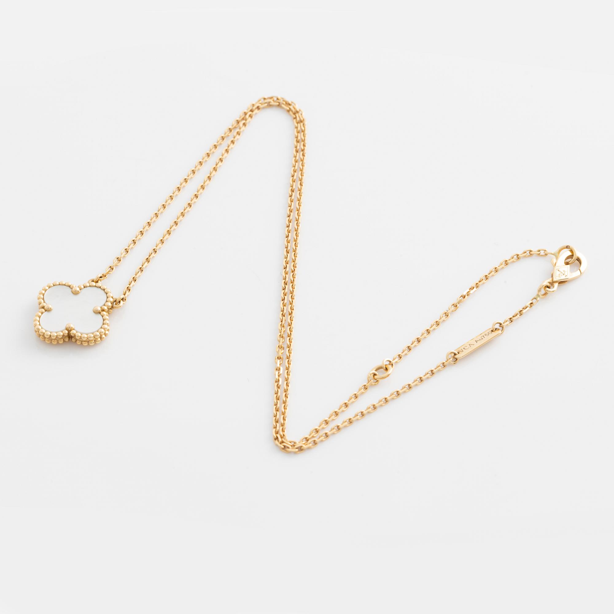 Van Cleef & Arpels "Alhambra" hängsmycke.