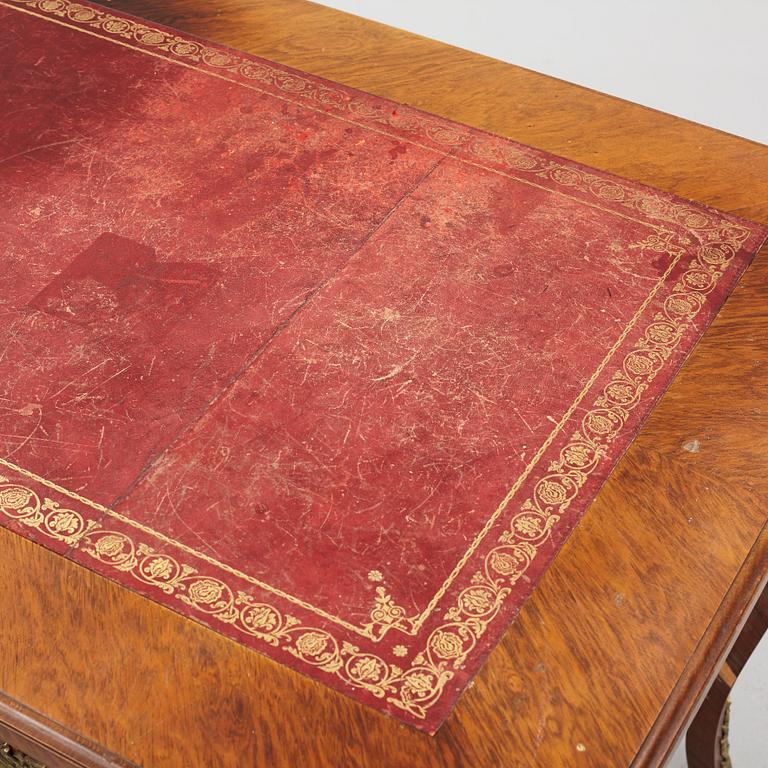 A Louis XV-style bureau plat desk, early 20th century.