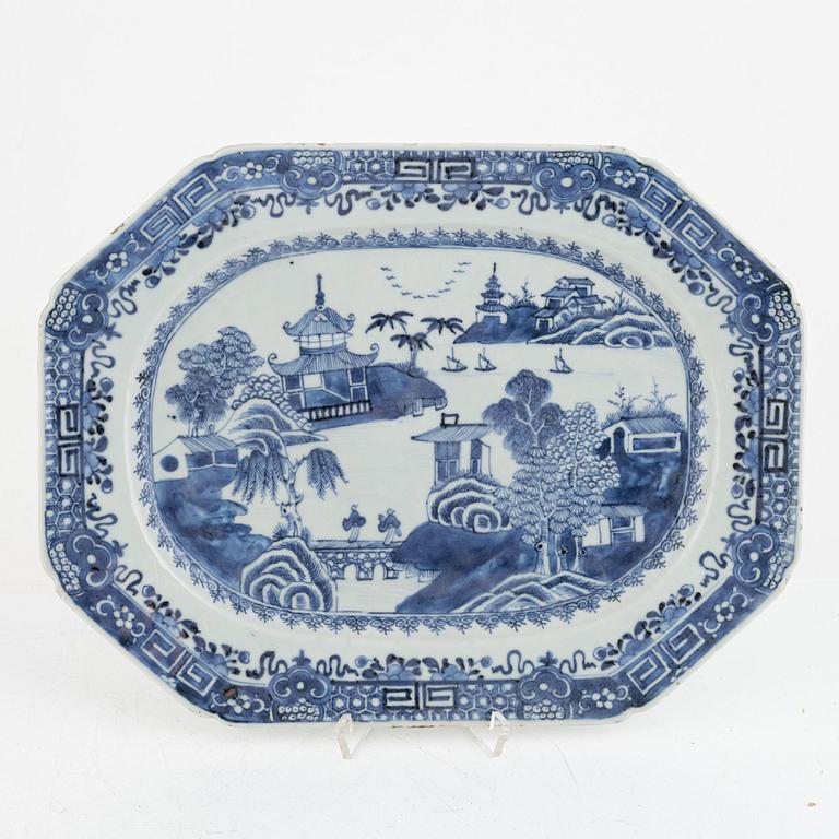 Stekfat, kompaniporslin, Kina, Qianlong (1736-95).