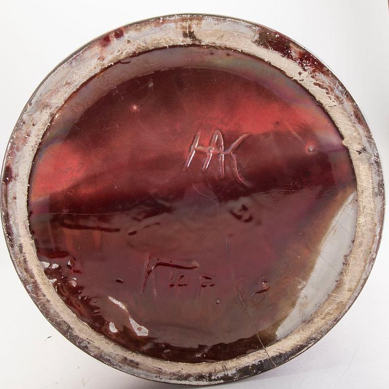Karl Hansen Reistrup, urna med lock, för Herman Kähler, signerad 1898,