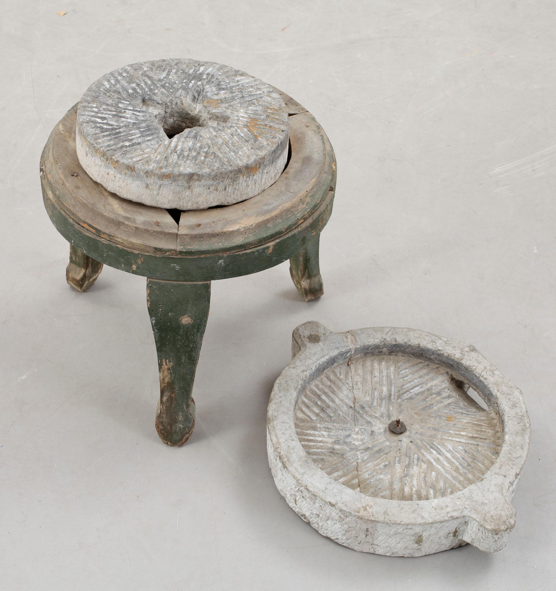 STENKVARN / HANDKVARN, 2+1 delar, sten, 1700-tal.