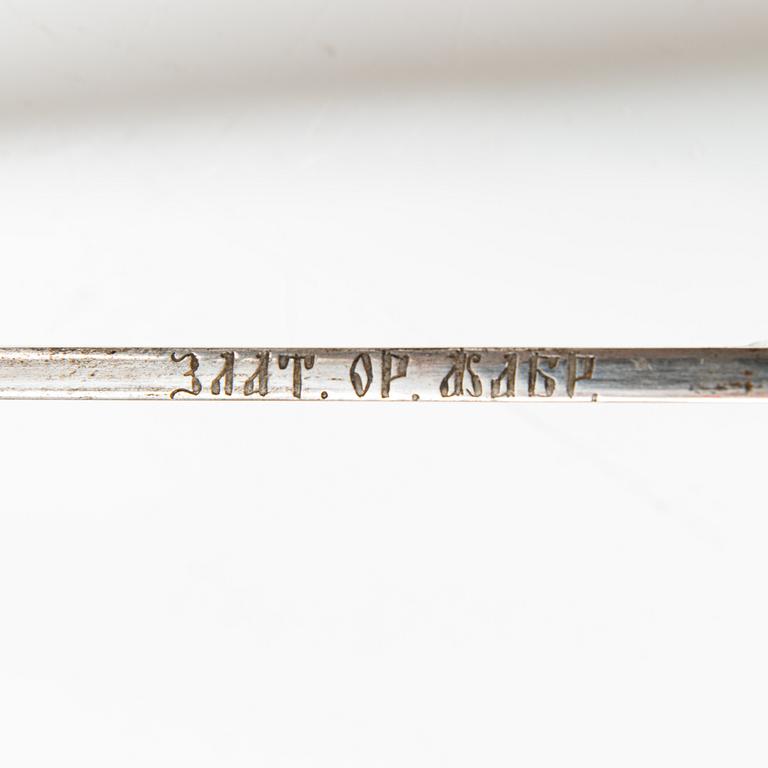An Imperial Russian dragoon officer's shashka m 1881-1909, manufacturer's mark Zlatoust.