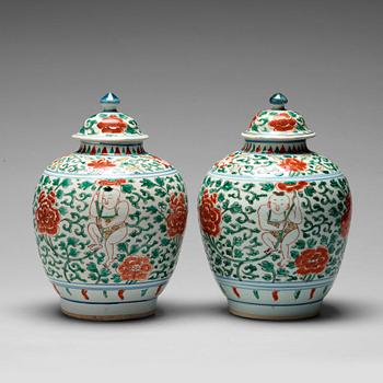 138. A pair of wucai Transitional jars, 17th Century.