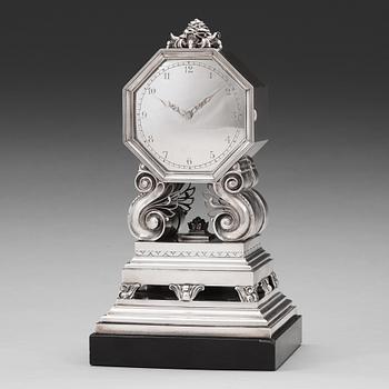 Johan Rohde, A Johan Rohde sterling silver mantel clock by Georg Jensen, Copenhagen 1925-33, model 333.