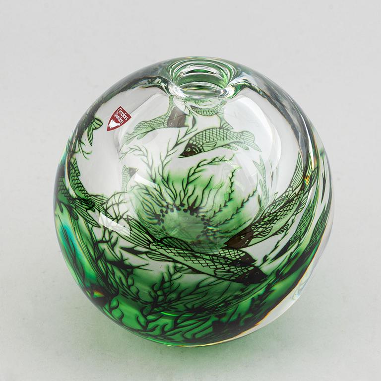 Edward Hald, a 'Fiskgraal' glass vase, Orrefors.