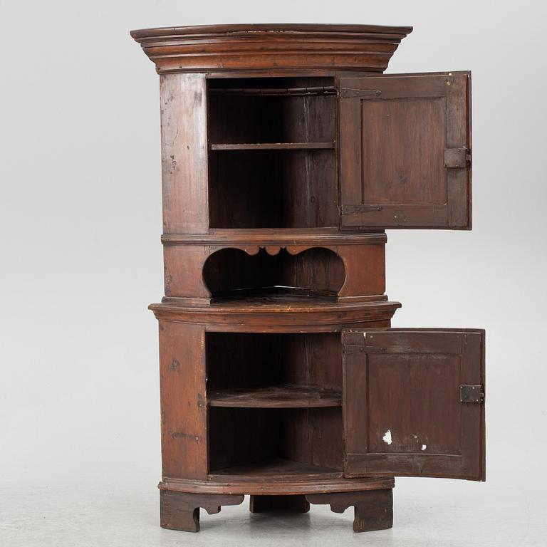 A Swedish corner cabinet, 18th Century.