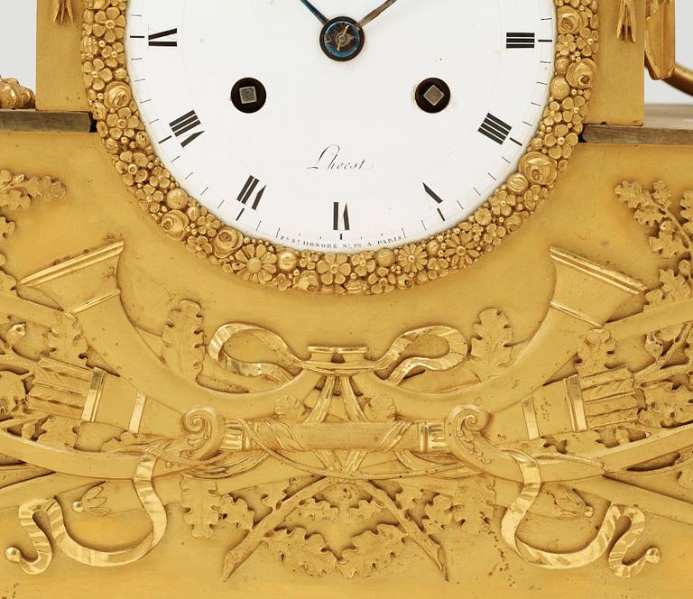 BORDSPENDYL. Frankrike, 1800-talets början. Empire.