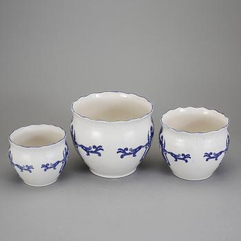 YTTERFODER, 3 stycken, keramik, 1900-talets slut/2000-tal.