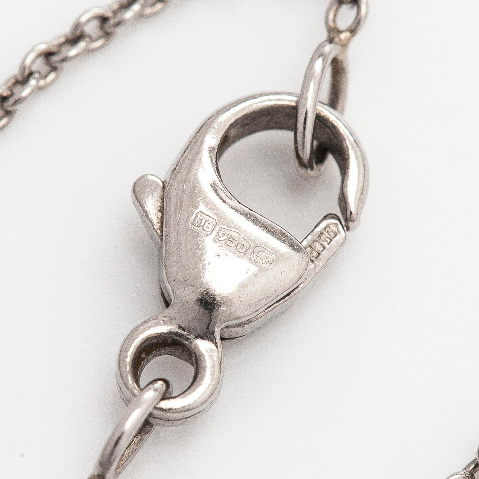 De Beers, halsband, platina med briljantslipad diamant.