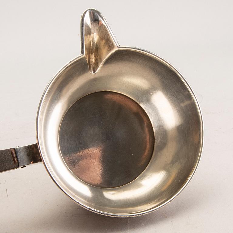 A Danish 20th century sivler butter pan mark of I Holm Copenhagen 1915 total weight 130 gr.