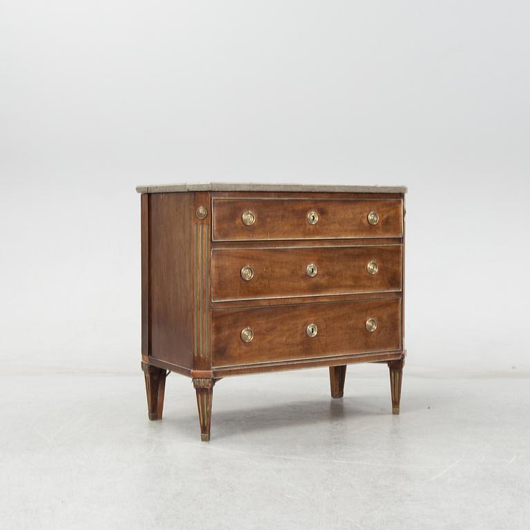 A Swedish late gustavian chest of drawers, late 18th century.