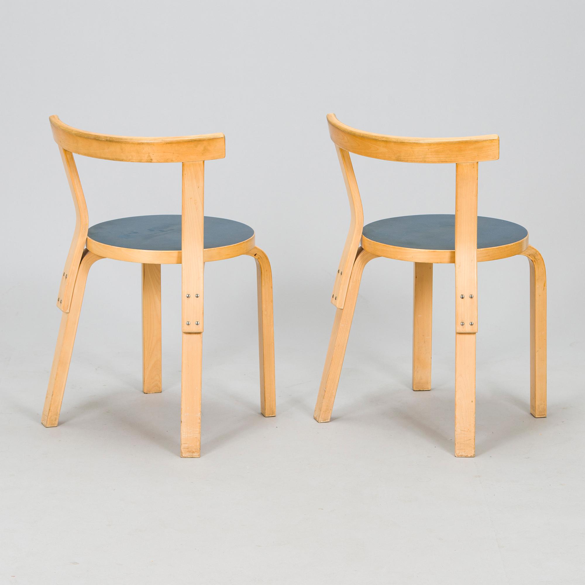 Alvar Aalto, tuoleja, 4 kpl, malli 68, Artek 1970-luku.