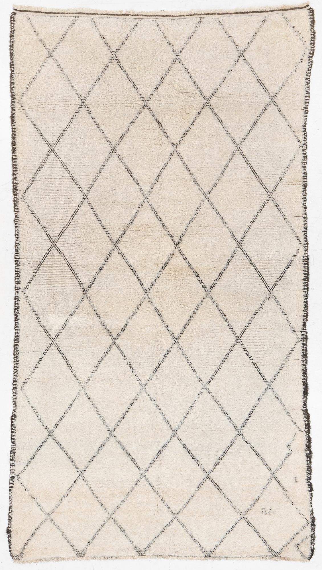 Matta, Marocko, ca 355 x 190 cm.