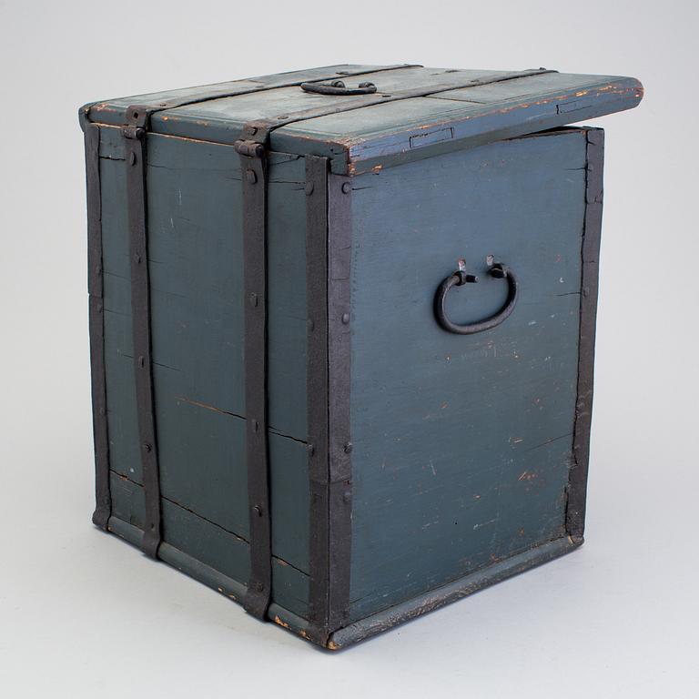 A box, dated 1826.