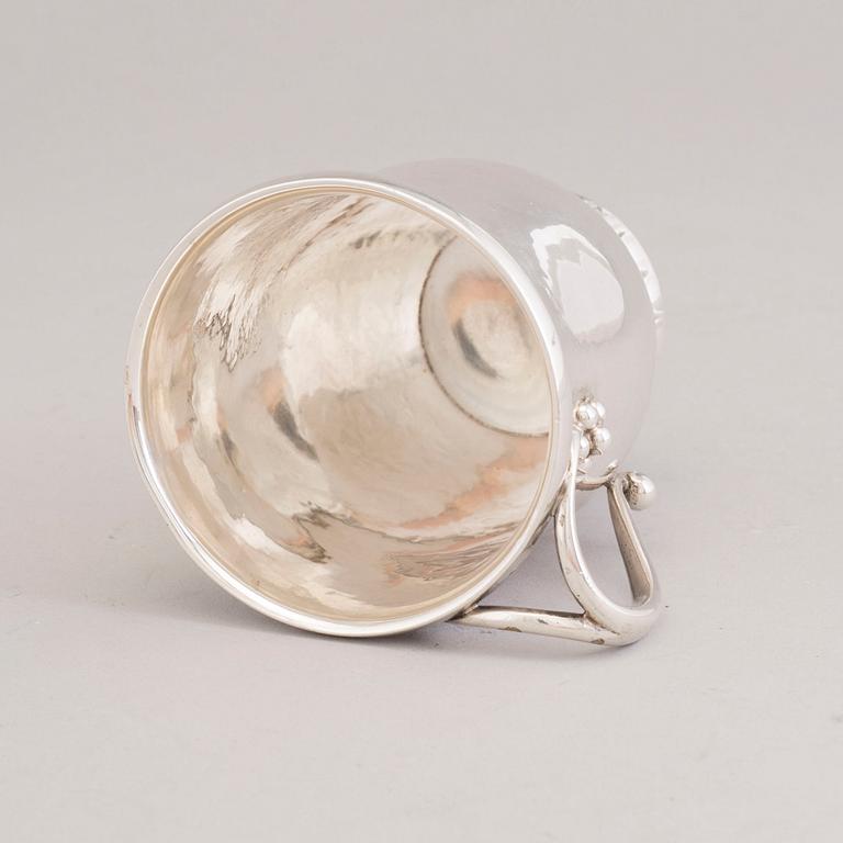 A silver mug by Georg Jensen, model 127, Copenhagen 1920/30's.
