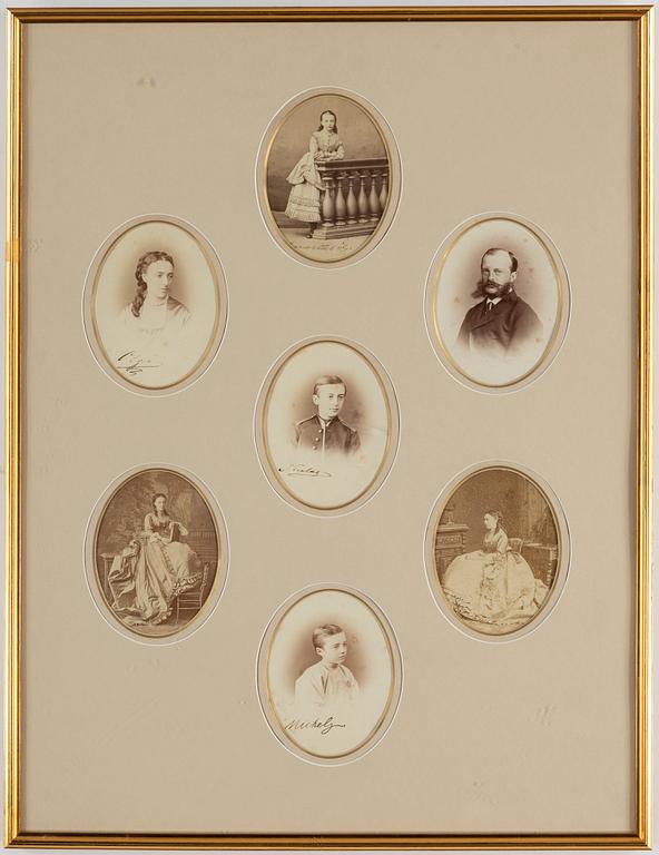 FOTOGRAFIER, 7 st, enligt uppgift föreställande medlemmar av huset Romanov, Ryssland, 1800-talets slut.
