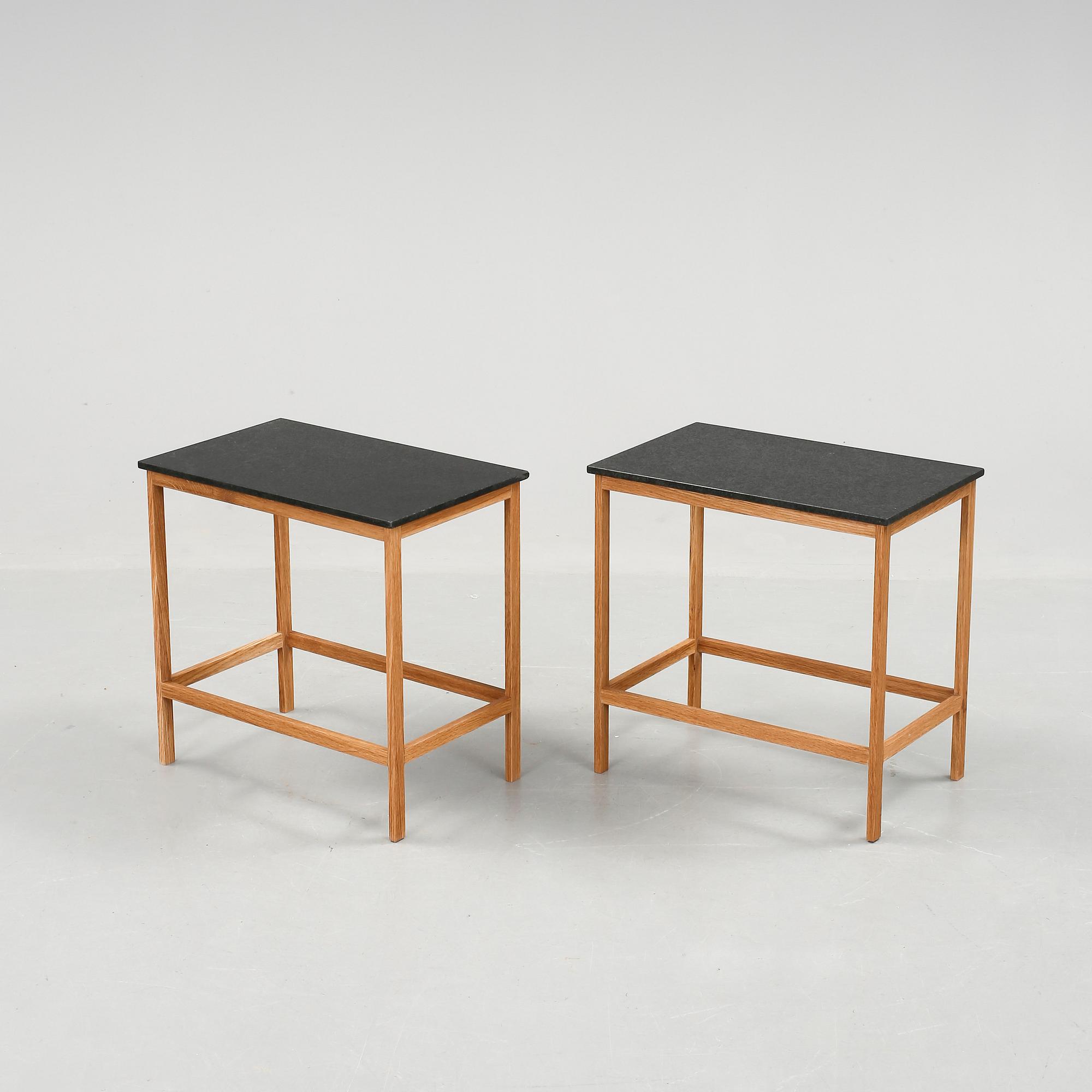 SÄNGBORD, ett par, 2000-tal.