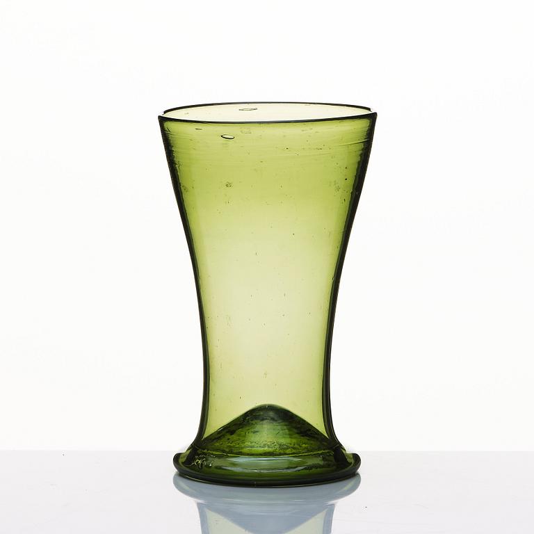 A 'Waldglass' beaker, 18th century, possibly from Limmared or Skånska glasbruket.