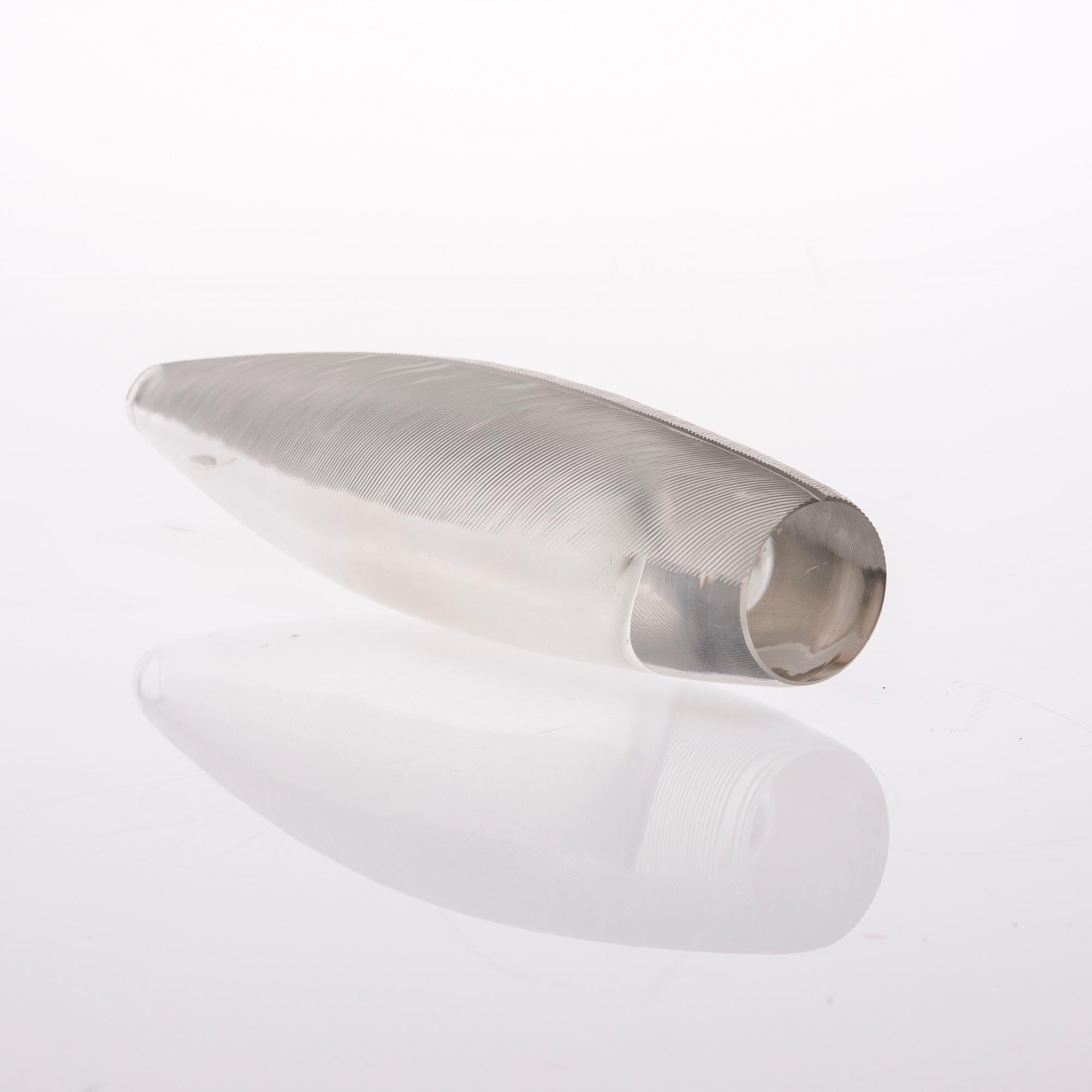 KONSTGLAS, 2 st, sign. Tapio Wirkkala 3122 respektive Iittala -55.