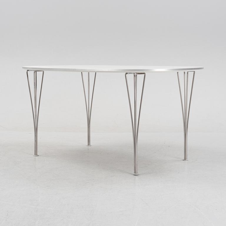 Bruno Mathsson & Piet Hein, a 'Super-elliptical' dining table from Fritz Hansen, Denmark 2012.