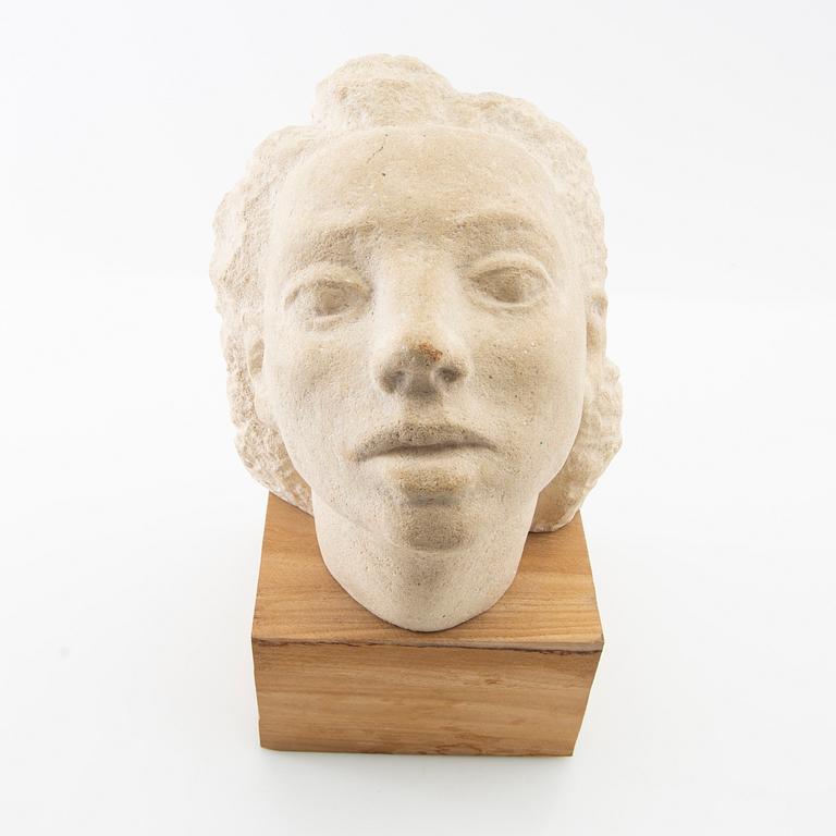 Clarence Blum, Sculpture Woman's Head.