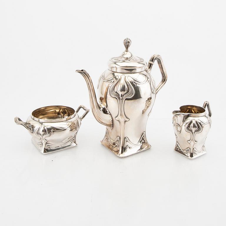 A Swedish 20th century three pcs silver coffee service mark of AE Wahlberg Sundsvall 1905, weight 892 grams.