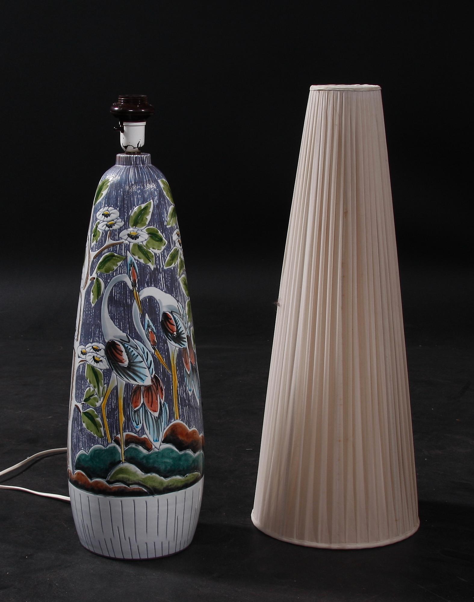 GOLVLAMPA, lergods, 1960-tal.