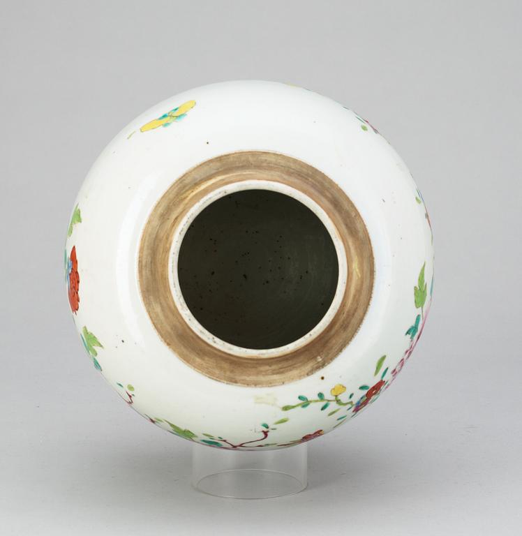 A famille rose Qianlong (1736-95) jar.