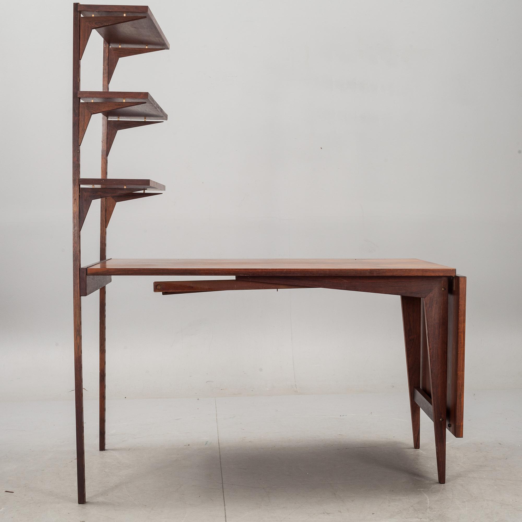 HYLLSYSTEM med SKRIVBORD,  Paul Cadovius, Danmark, 1900-talets andra hälft.