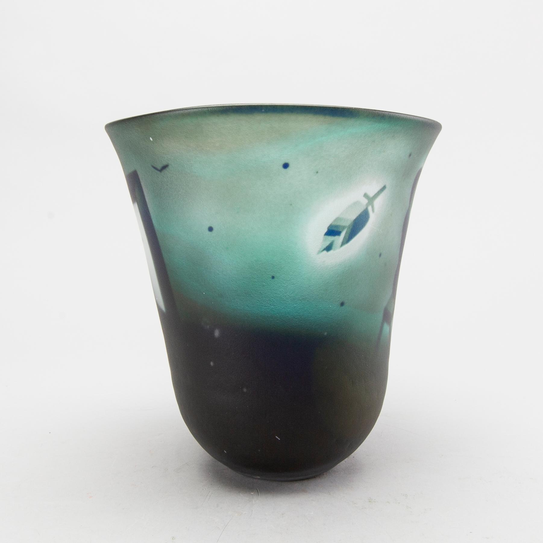 BERTIL VALLIEN, a glass bowl, for Kosta, unique, signed.