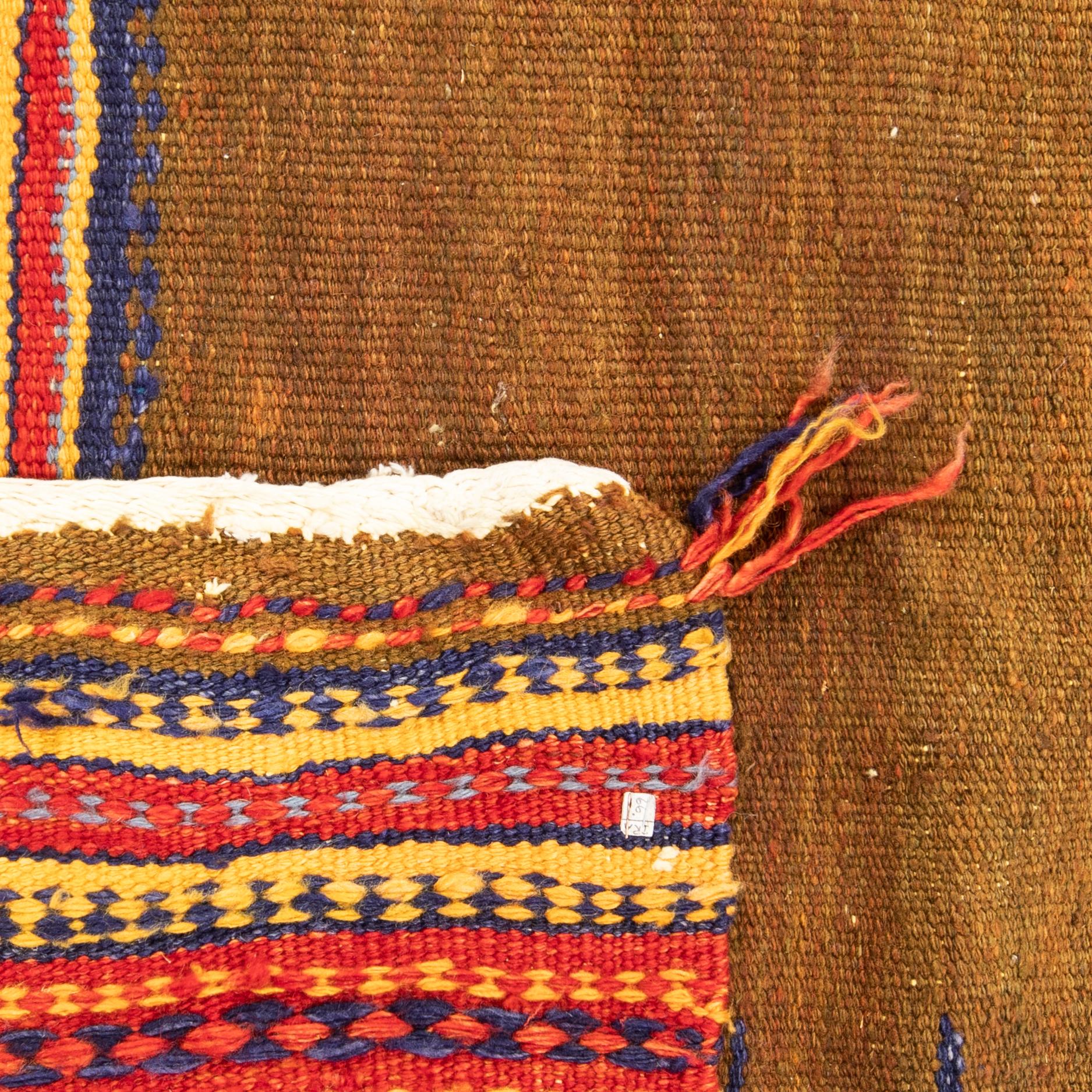 Bachtiari sofreh rug semi-antique, approx. 160x129 cm.