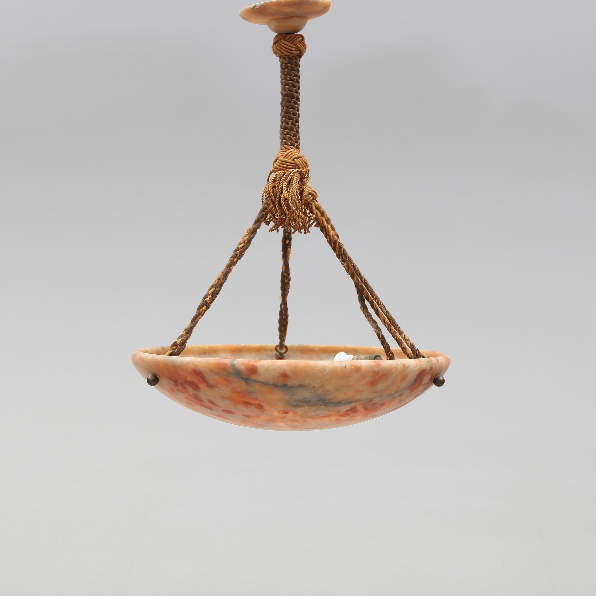 TAKAMPEL, omkring år 1900. Diameter 40 cm.