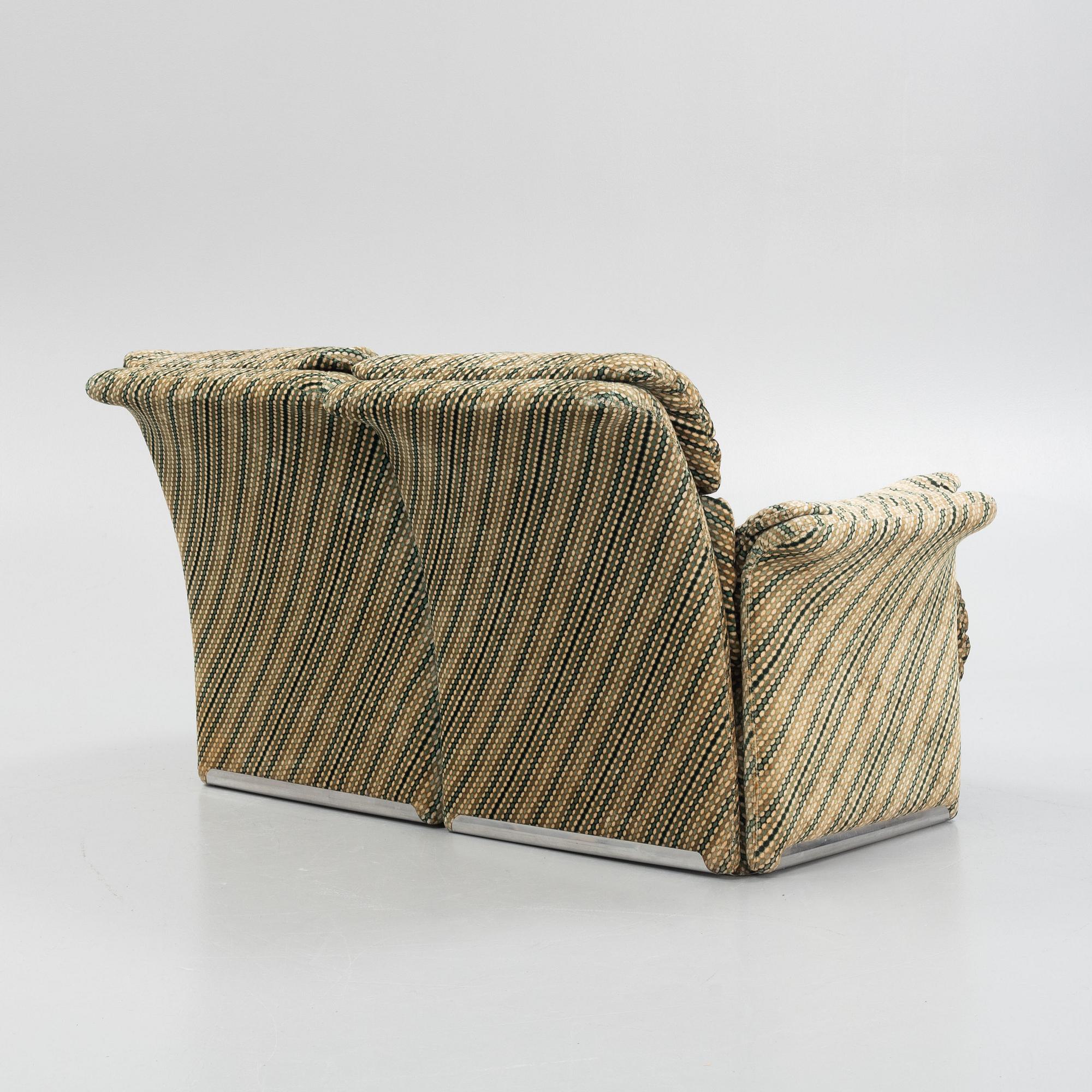 Soffa, Saporiti, Italien, 1900-talets senare del.