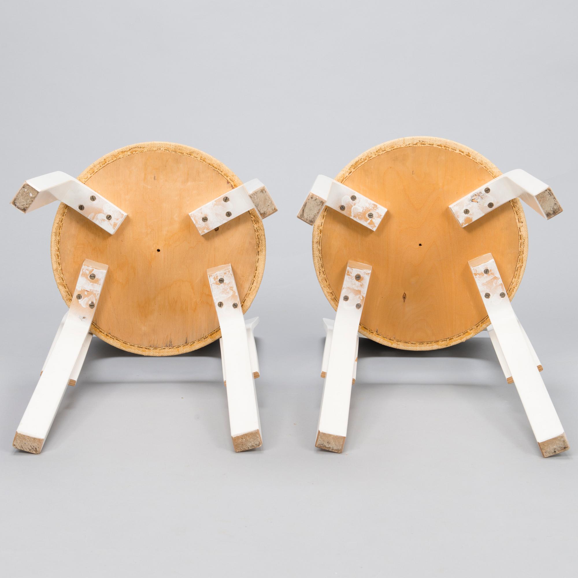 ALVAR AALTO, A set of 4 '66' chairs for Artek, Finland.