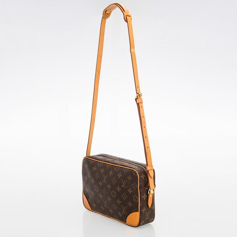 Louis Vuitton, a Monogram 'Trocadero 27' Bag.