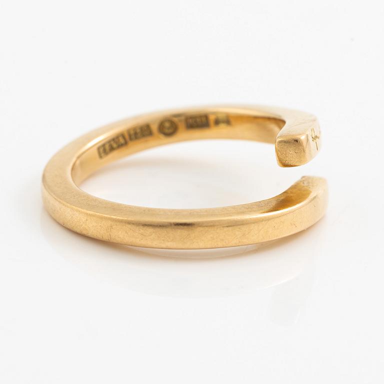 Efva Attling ring 18K guld.