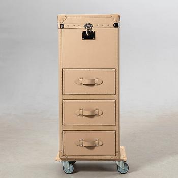 Translation: "Kelly Hoppen chest of drawers England modern production".