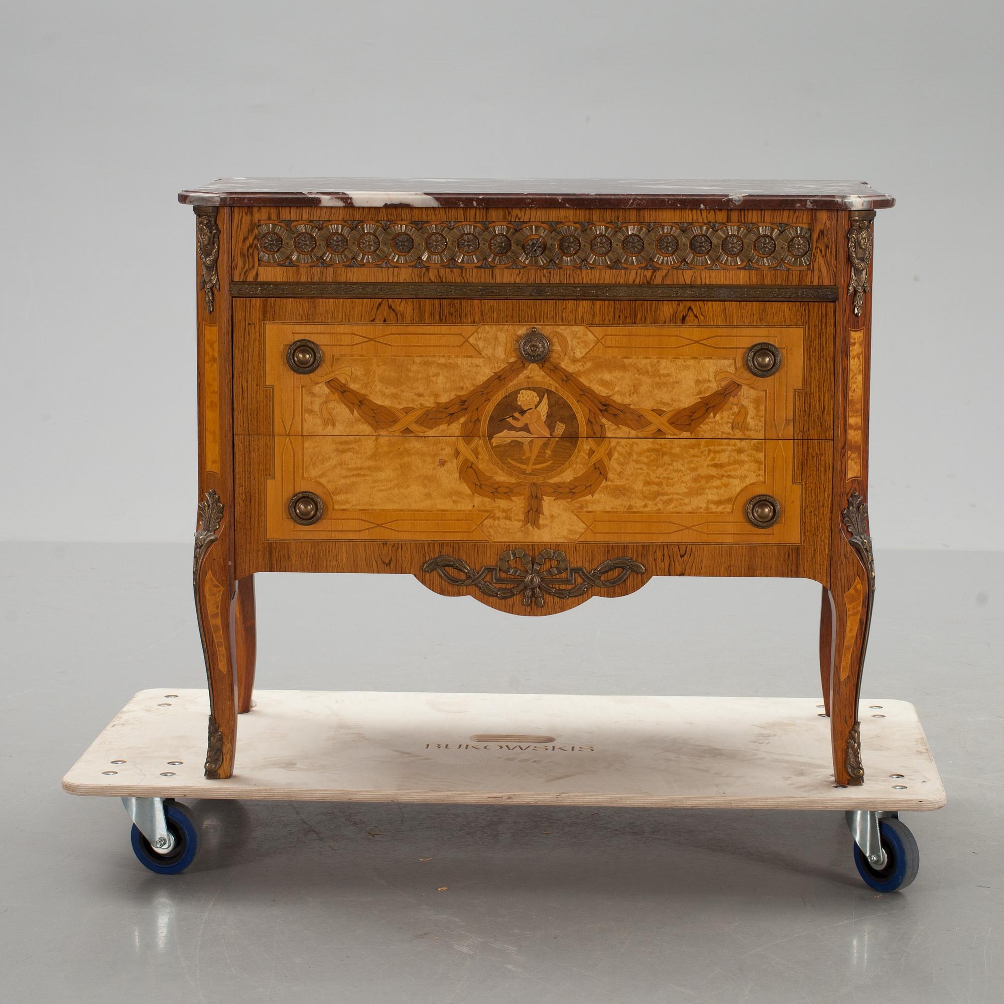 BYRÅ, Haupt-stil, gustaviansk stil. 1900-talets mitt. CITES-intyg medföljer.