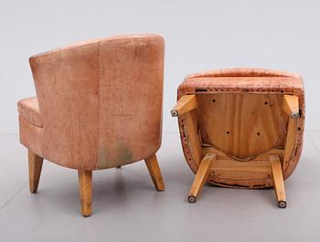 FÅTÖLJER, 1 par, 1900-talets andra hälft.