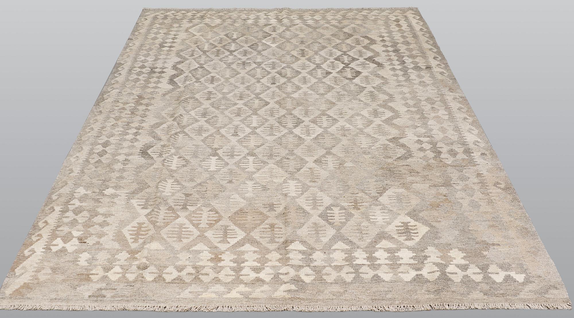 A carpet, Kilim, ca 294 x 197 cm.