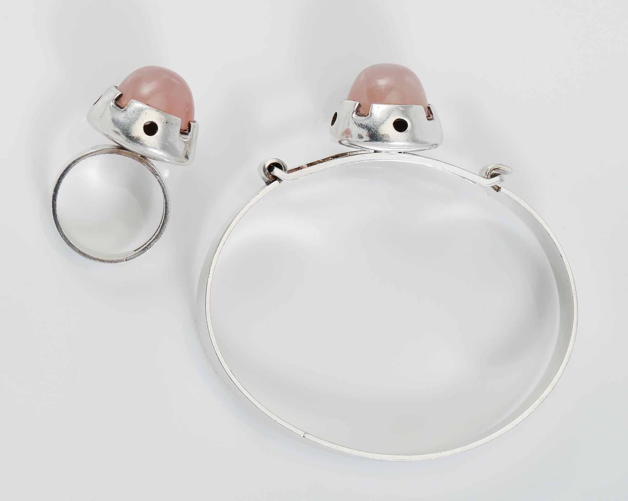 ARMBAND OCH RING, silver och rosenkvarts, Finland.